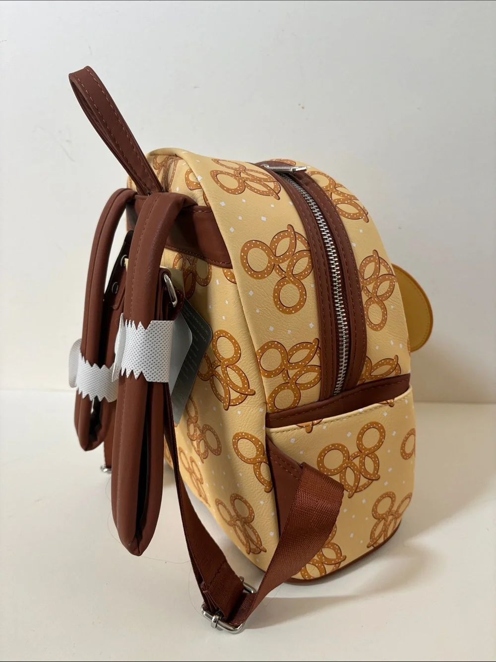 2022 Disney Parks WDW Mickey Mouse Scented Pretzel Loungefly Mini Backpack